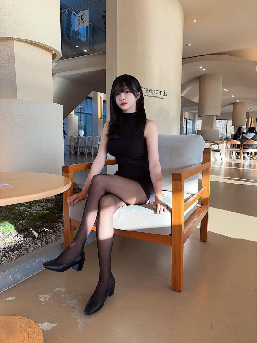 코코 김아영 검스1_3.jpg