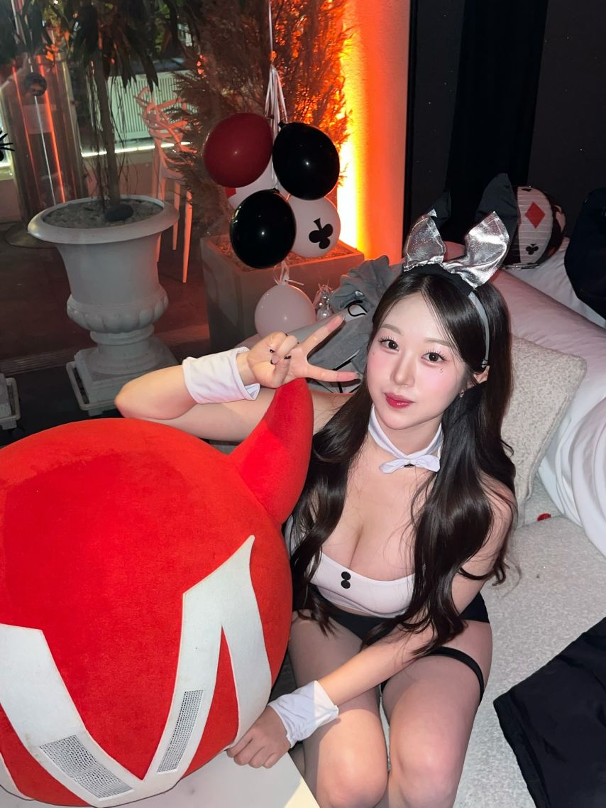 지니 맥심 할로윈 파티1_7.jpeg