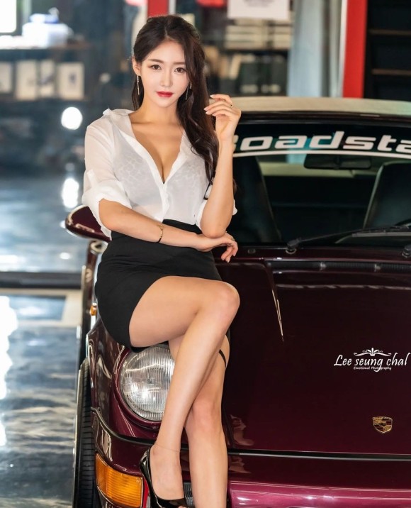 레이싱모델 민채윤1_4.jpg