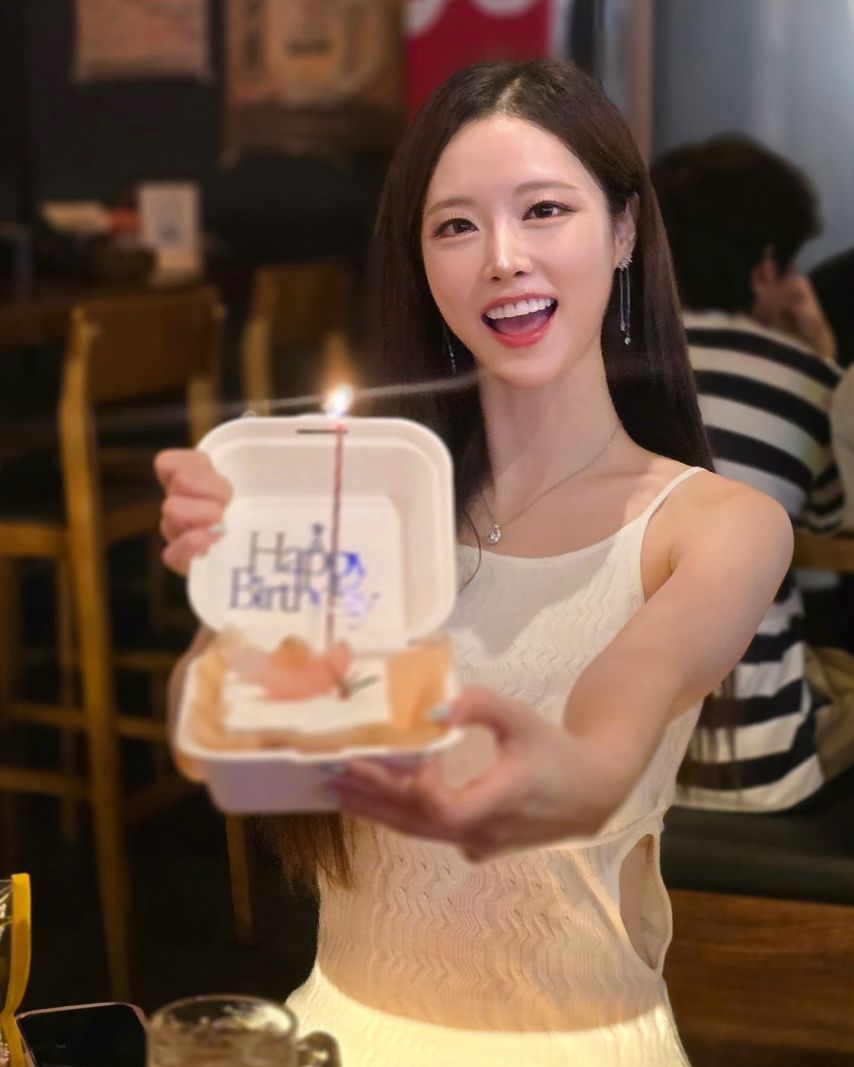 이유진(jinvely_99)1_7.jpeg