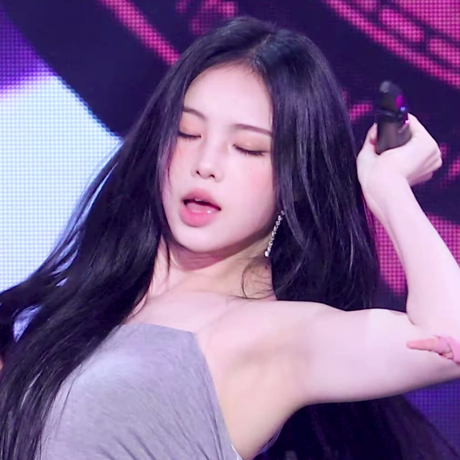 나쁜 상상 하게 만드는 ㄱㄷ겨_123185_1.webp