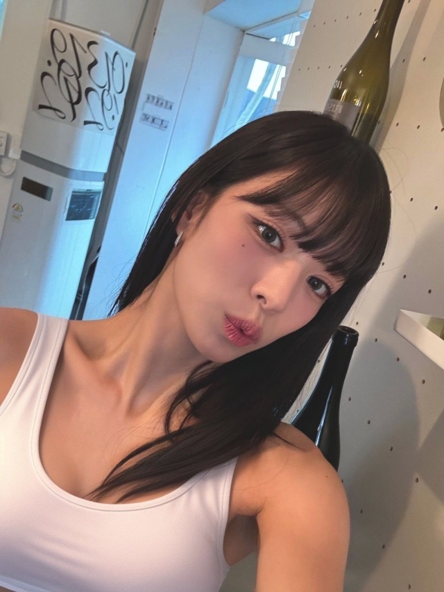 채영아 좀만 더_123362_1.jpg