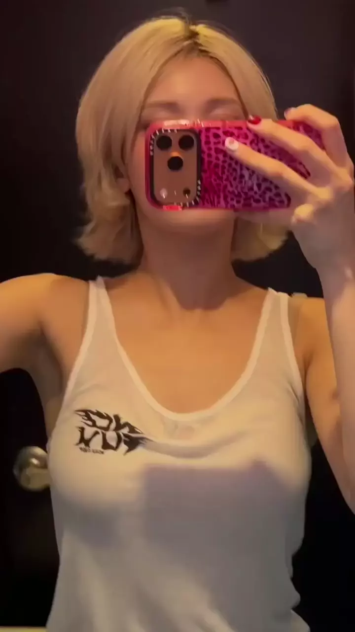 전소미 겨드랑이_122695_1.webp