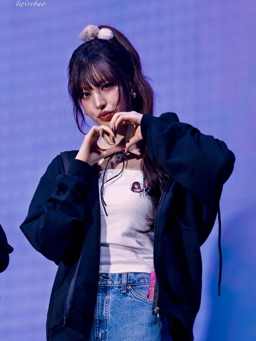 IVE (아이브) 리즈1_8.jpg