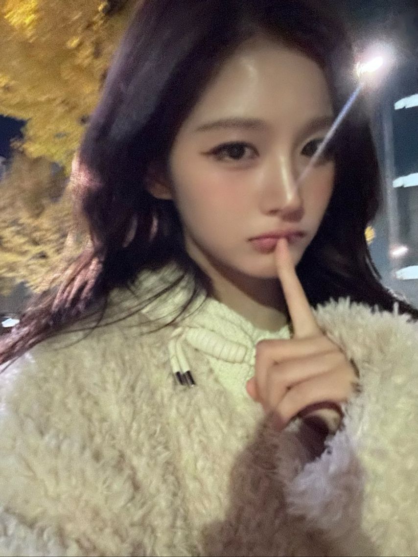 NMIXX (엔믹스) 설윤1_2.jpeg