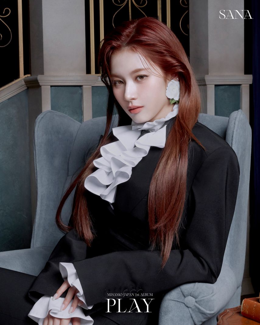 트와이스 MISAMO JAPAN 1st ALBUM PLAY1_6.jpg