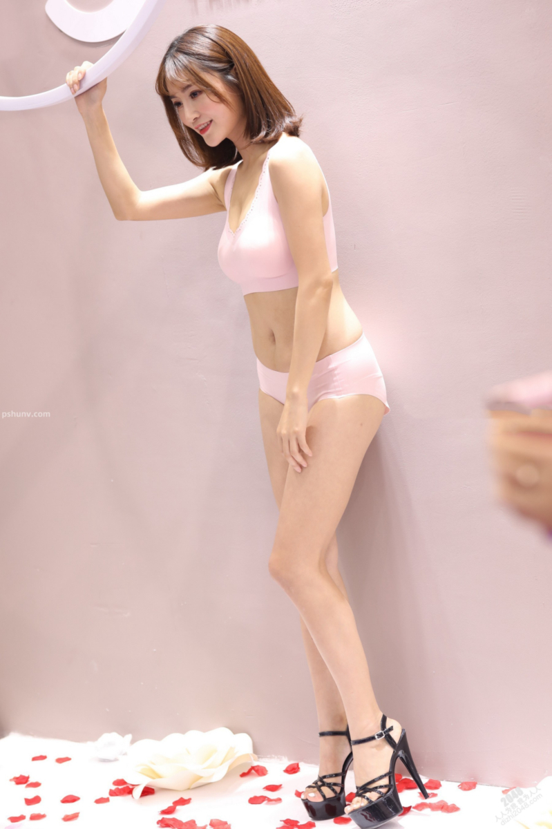 model-3.jpg