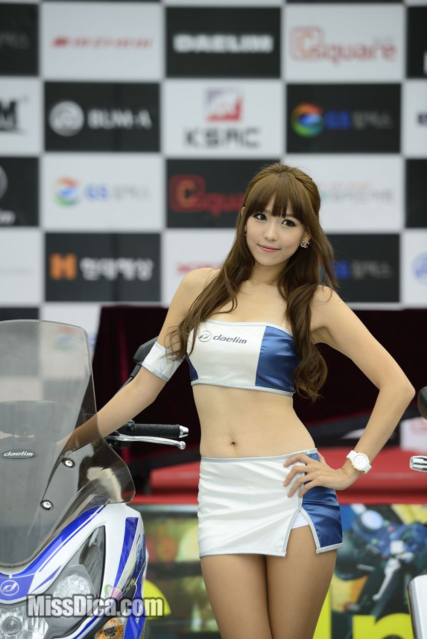 레이싱모델 이은혜2_3.jpg