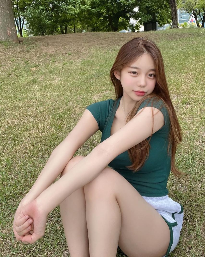 윤주1_2.jpg