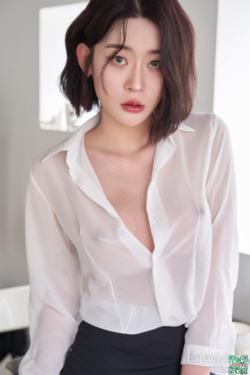 Ra Hee-2.jpg