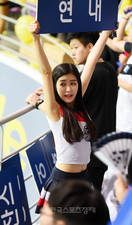 김연정, 변함없는 꽃미모1_1.jpg