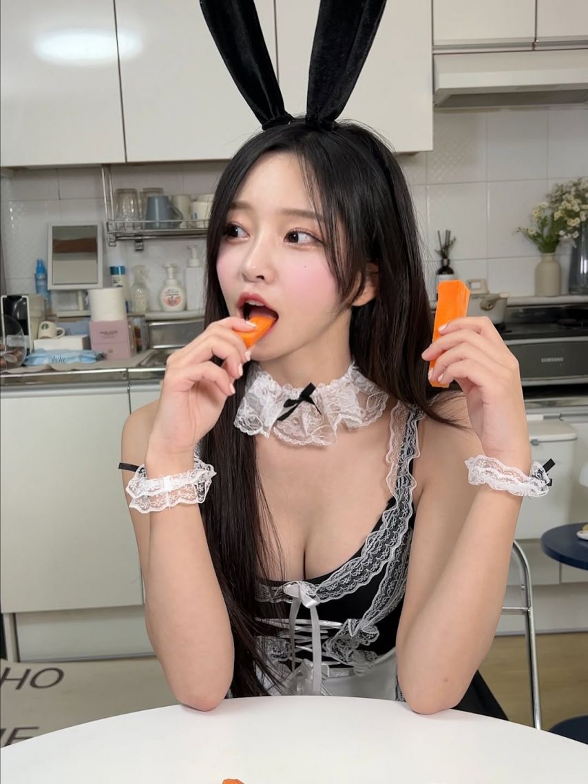 박민정 바니걸1_2.jpg