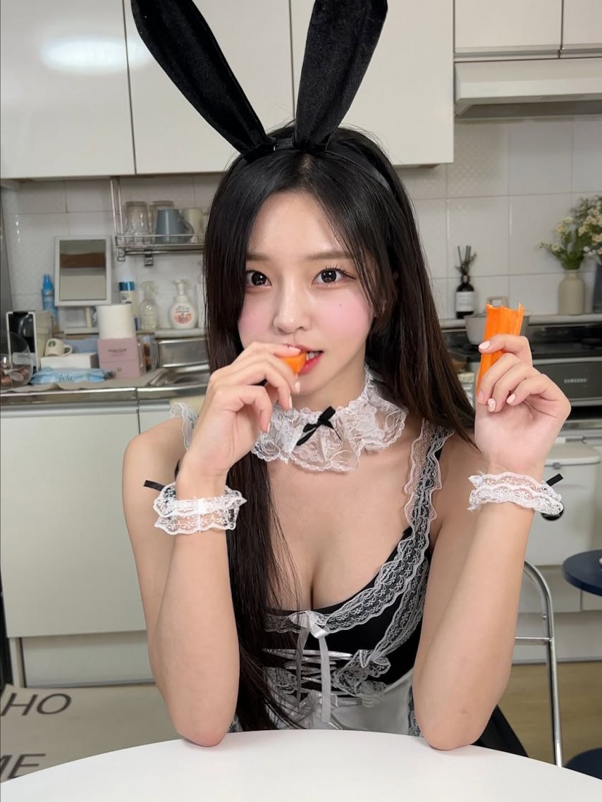 박민정 바니걸1_3.jpg