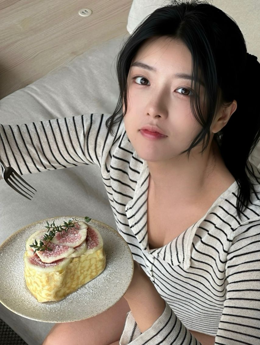 홍민하(nnin.lna)1_2.jpeg