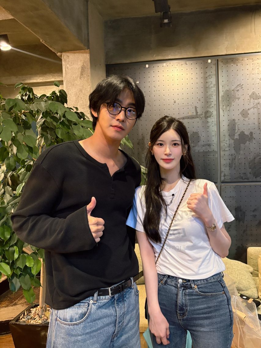 안효섭 만난 김지은(zeunique_)1_2.jpeg