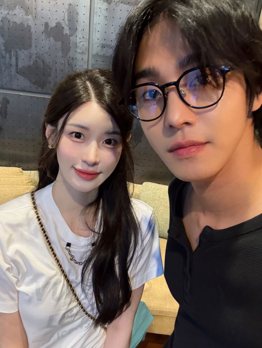 안효섭 만난 김지은(zeunique_)1_1.jpeg