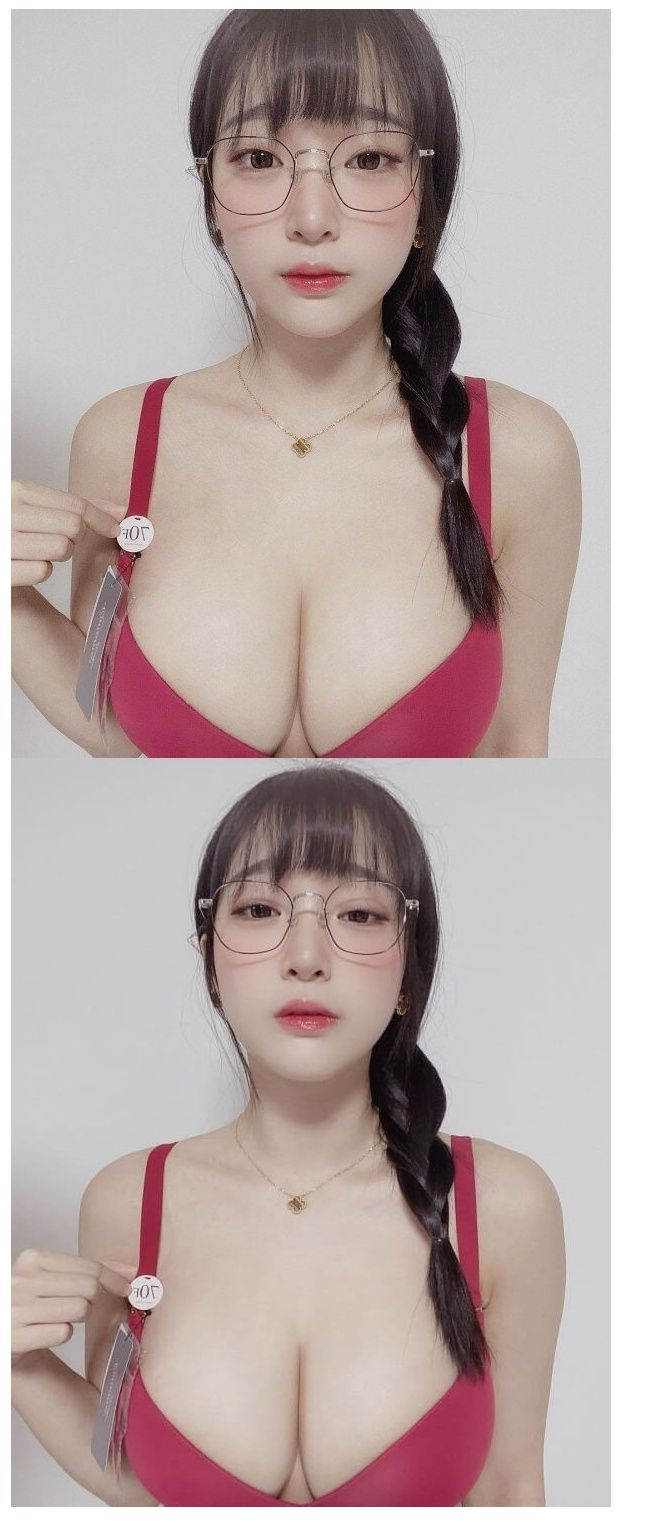 강인경 가슴인증.jpg