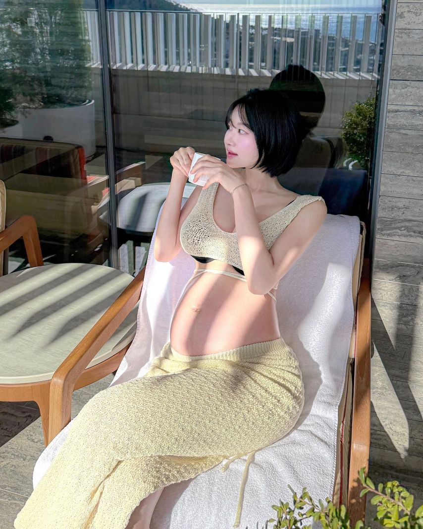 유나다 younada_v1_18.jpg