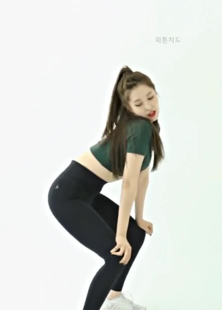 다운로드 (8).gif