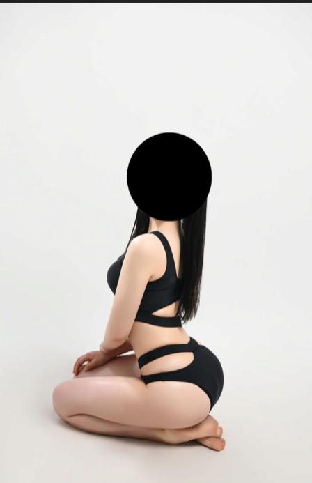 남는 치킨무로 깍두기 담가 먹는다는 버튜버 김웰로1_3.png.jpg