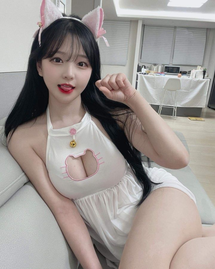 박민정 고양이3.jpeg