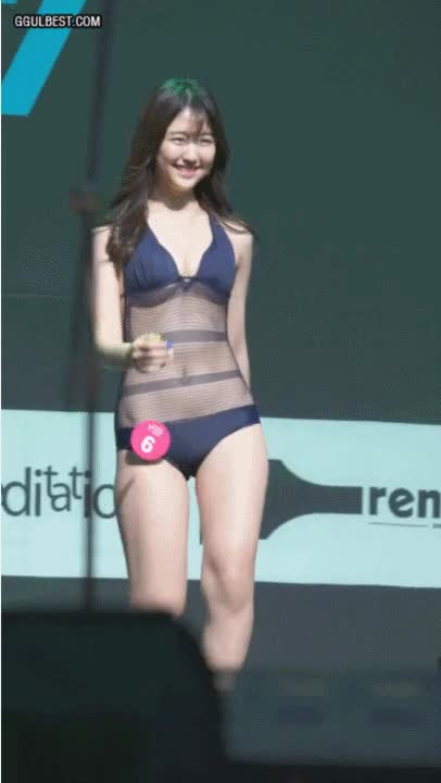 5F74170B-6BEB-4F65-9D93-BB3D289B26CE.gif