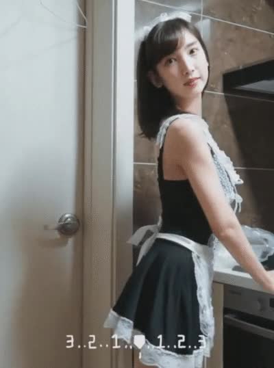 메이드복1.gif