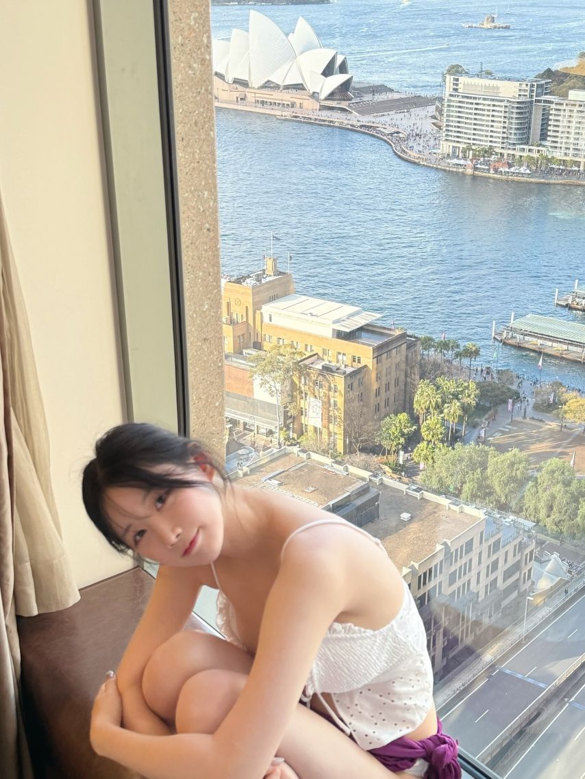 아스나 (seoulasuna) 뽀얀 피부 봉긋 슴골1_6.jpeg