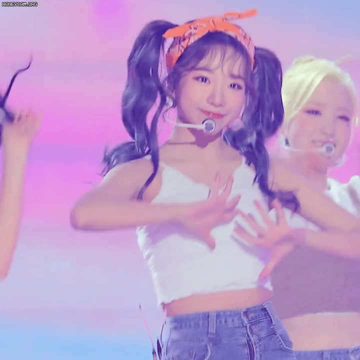 1632655880.gif
