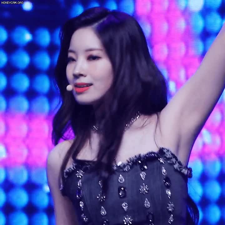 1632655862.gif