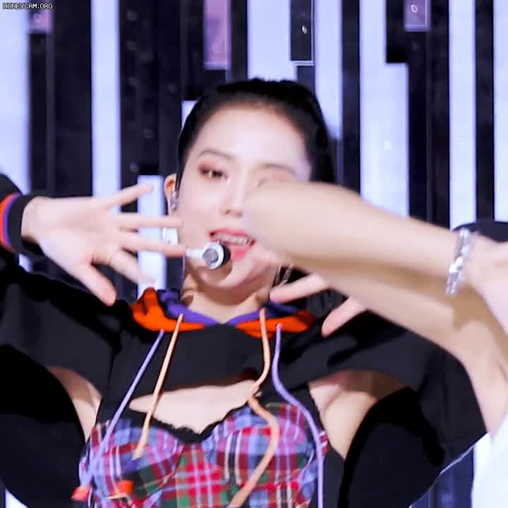 1632655875.gif