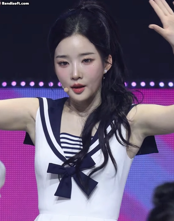 트리플에스 김유연(250712 콘서트)_119178_2.webp