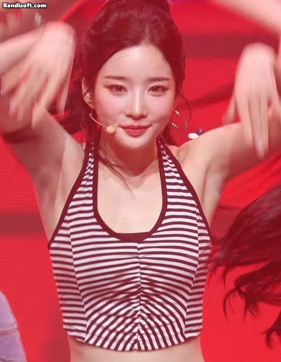 트리플에스 김유연(250712 콘서트)_119178_1.webp