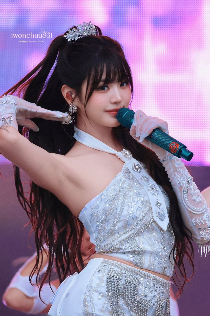장원영_118614_2.jpg