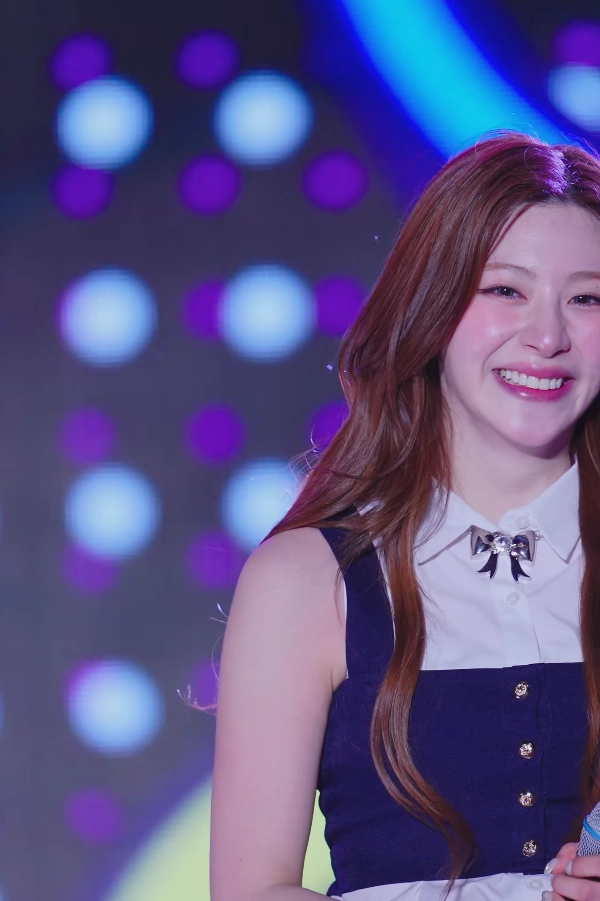 스테이씨 세은 8장.webp_116862_4.webp