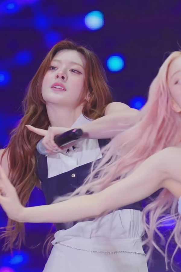 스테이씨 세은 8장.webp_116862_2.webp