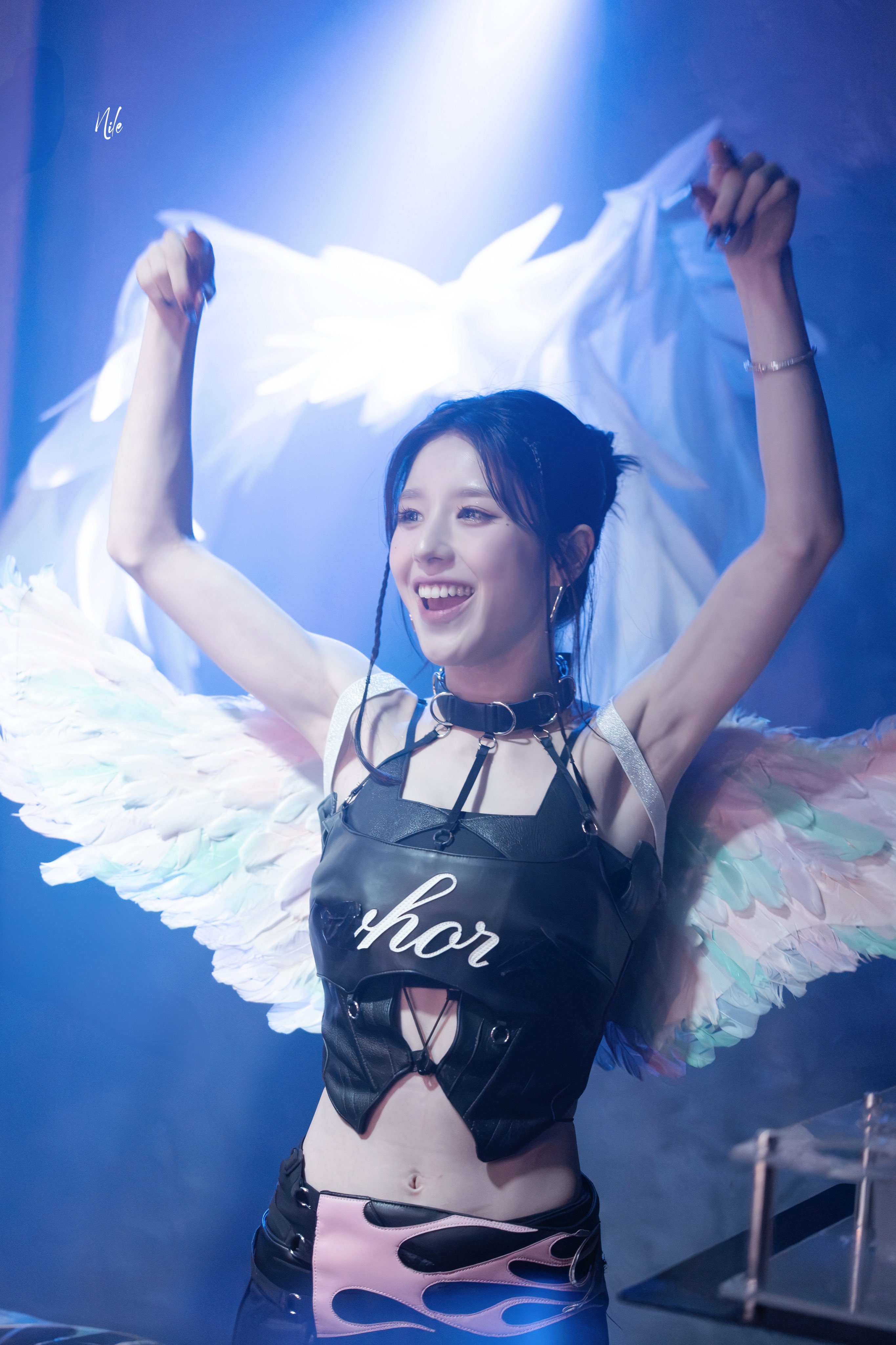 아르테미스 희진_117777_2.jpg