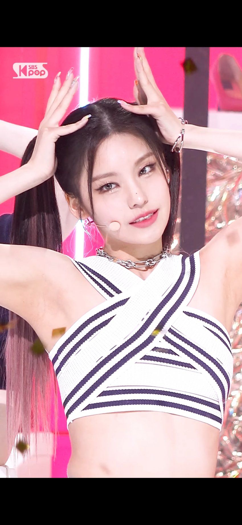 Screenshot_20230120_041536_YouTube.jpg