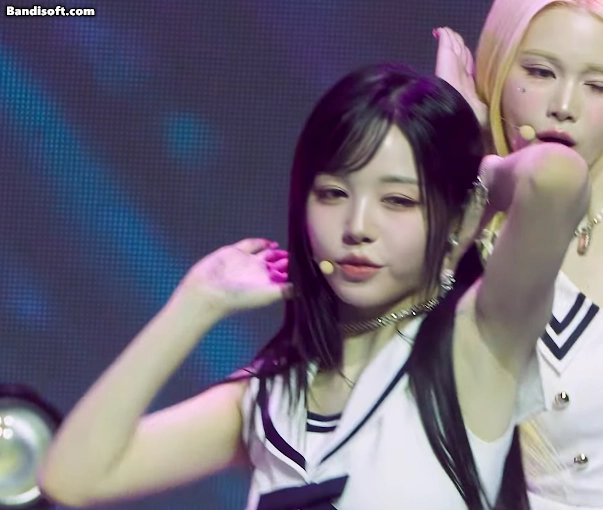 트리플에스 김채원(250712 콘서트)_119179_1.webp