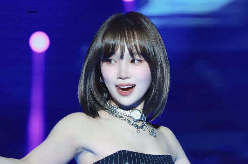 르세라핌 김채원_119021_1.jpeg