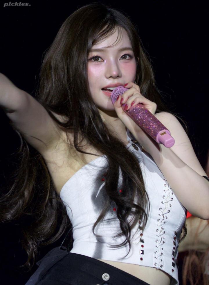 카리나_116774_2.png.jpg