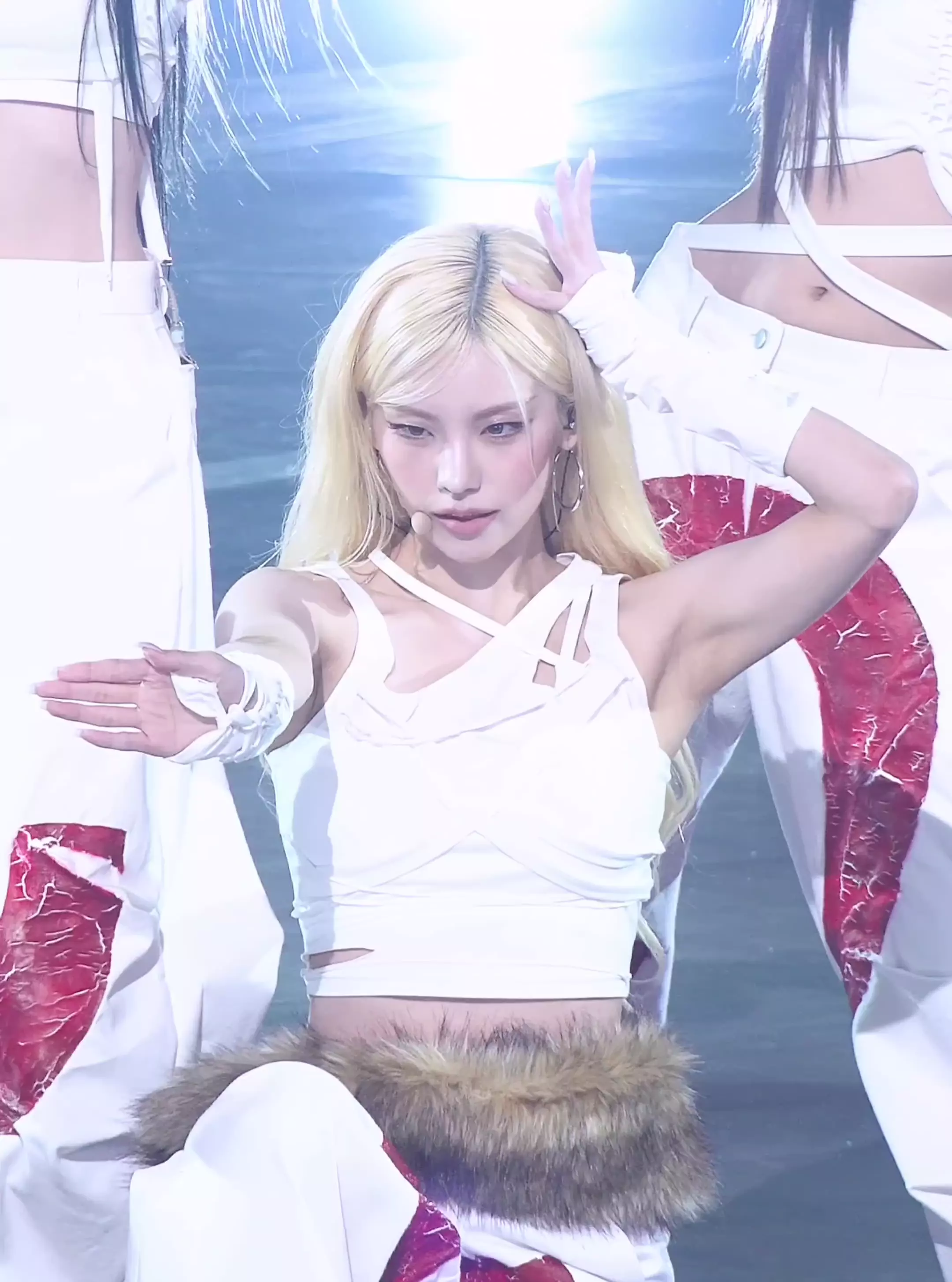 있지 예지 겨드랑이_123800_1.webp