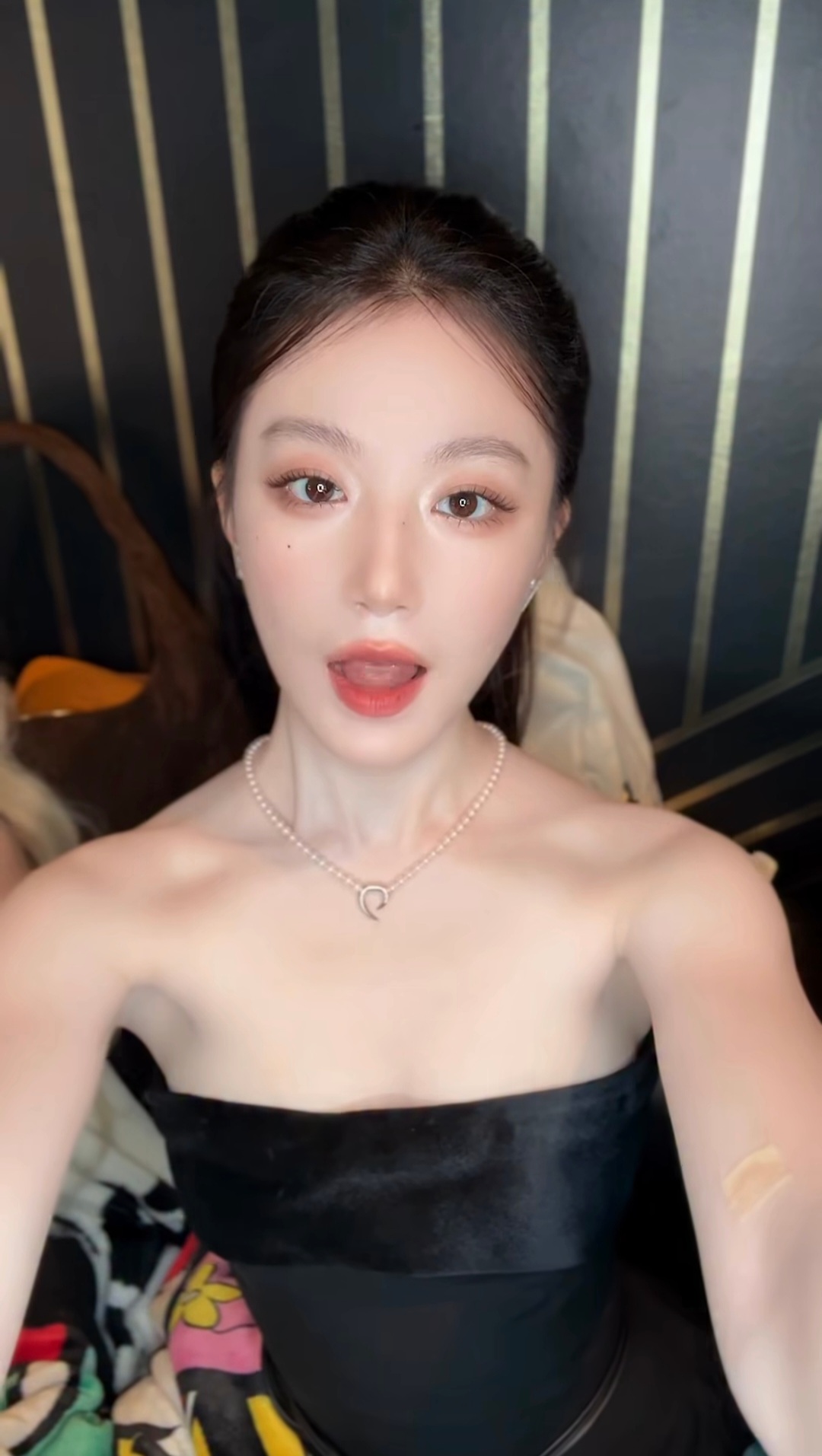 예슈화_118816_1.jpg