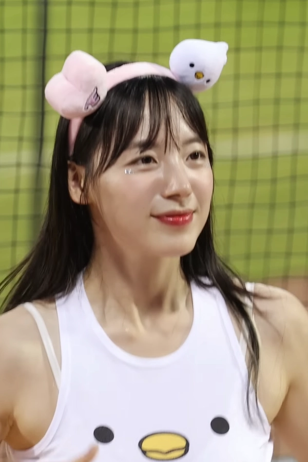 치어리더 하지원 6장.webp_108447_3.webp