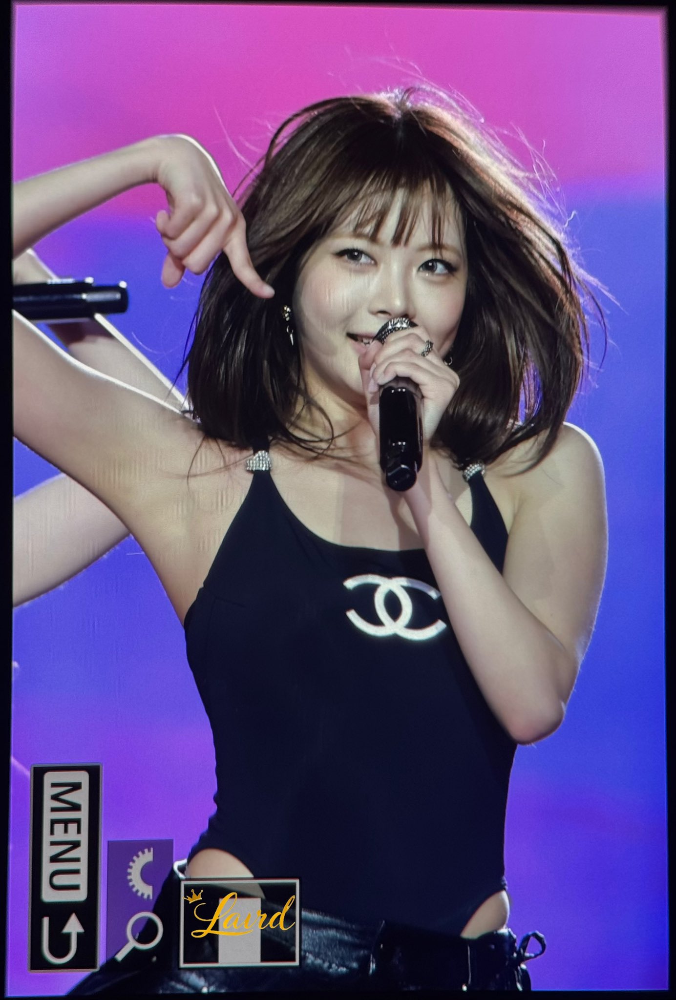 250725 김채원 사쿠라 허윤진 홍은채_119182_6.jpg