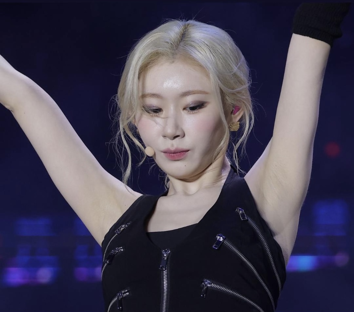 백옥 같은 피부를 가진 아이돌 샤프심_116737_2.jpg