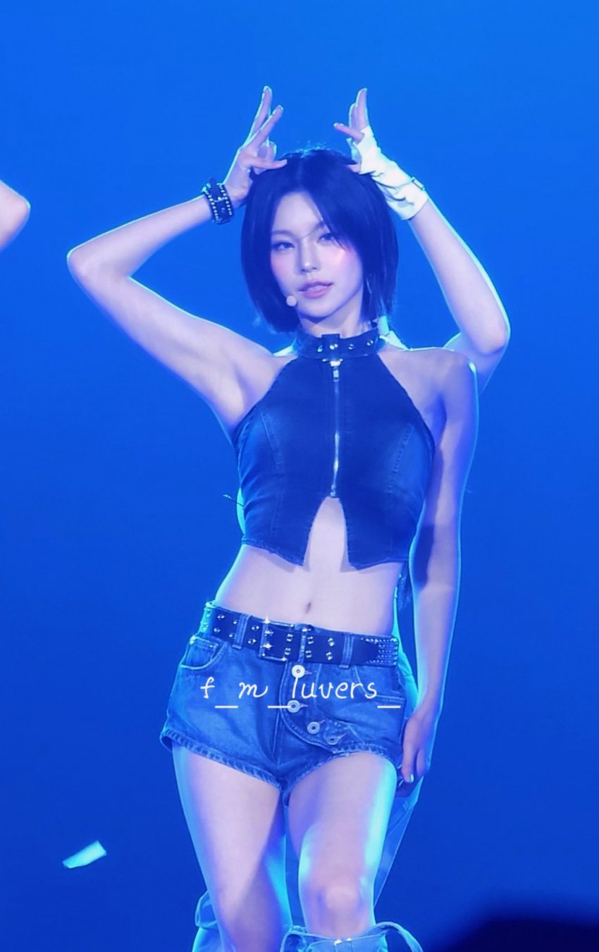 예지 미치겠다_115712_3.jpg