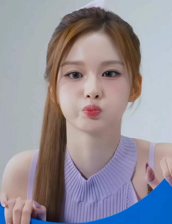 설윤_116367_1.webp
