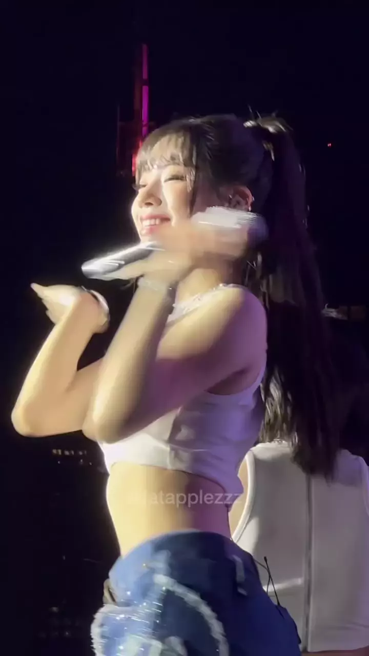 트와이스 다현 겨드랑이_119515_1.webp