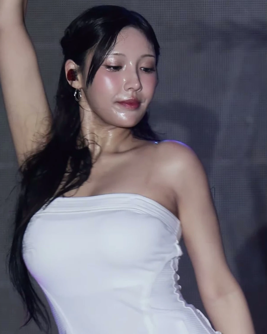 chowonzz_119230_1.webp